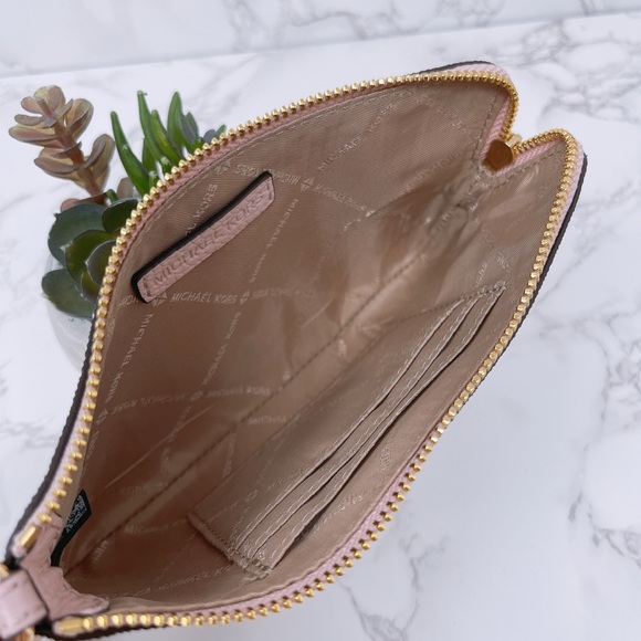 Michael Kors JST Large Top Zip Wristlet - Picture 5 of 9